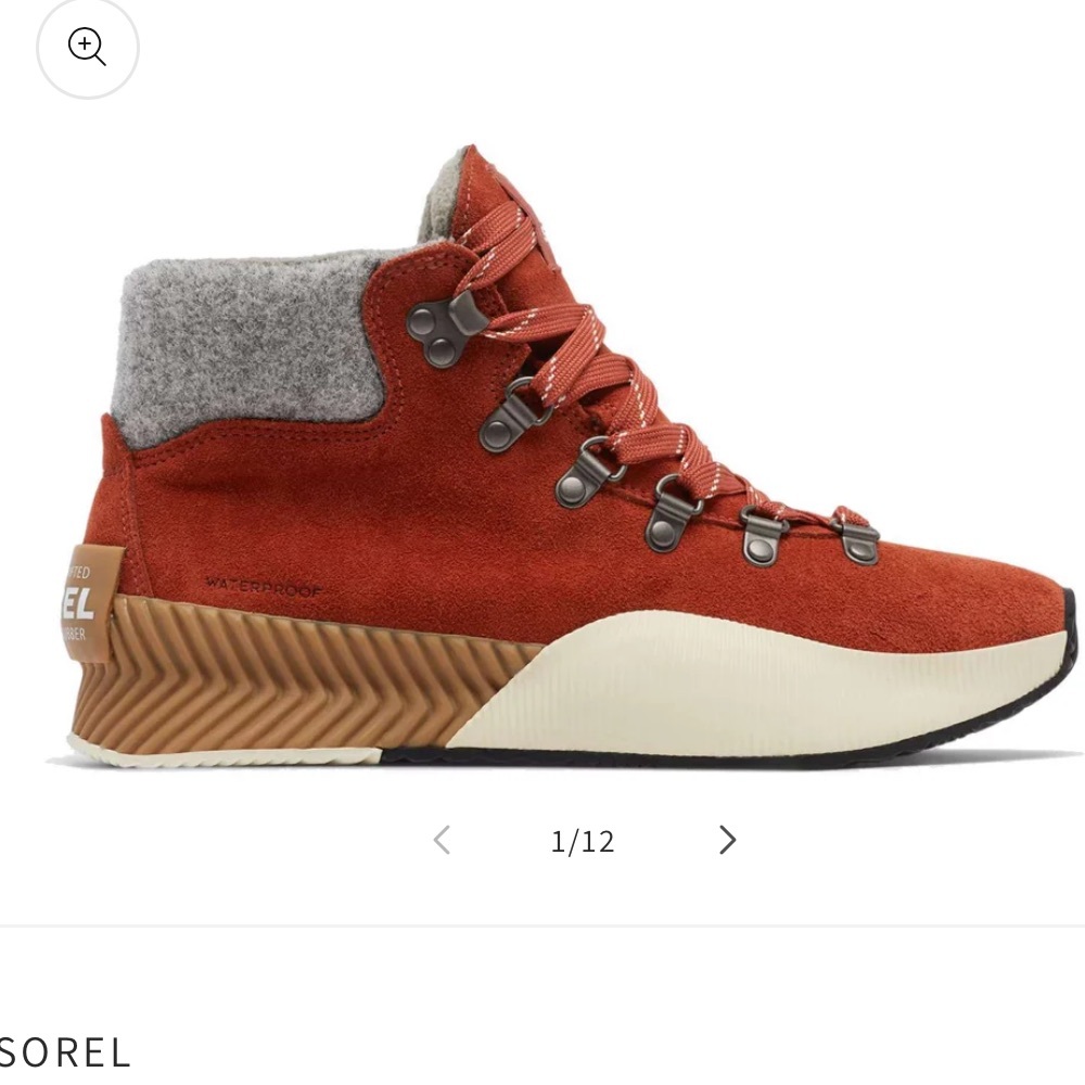 SOREL WOMEN'S OUT N ABOUT III CONQUEST BOOT - Warp Red, Chalk